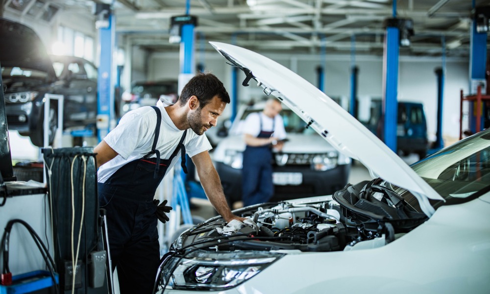 Replacing Car Wiper Blades: An Efficient and Straightforward Professional Endeavor