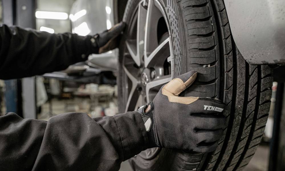 Quick Change: Where to Go for Fast Tire Replacement Nearby